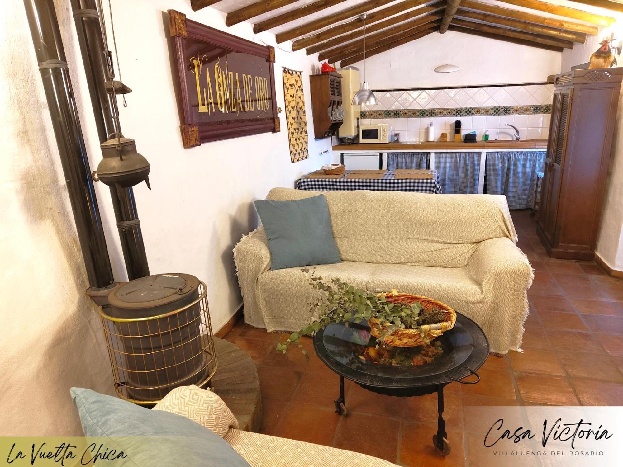 Conjunto Rural Casa Victoria Guest House Виялуенга дел Росарио Екстериор снимка