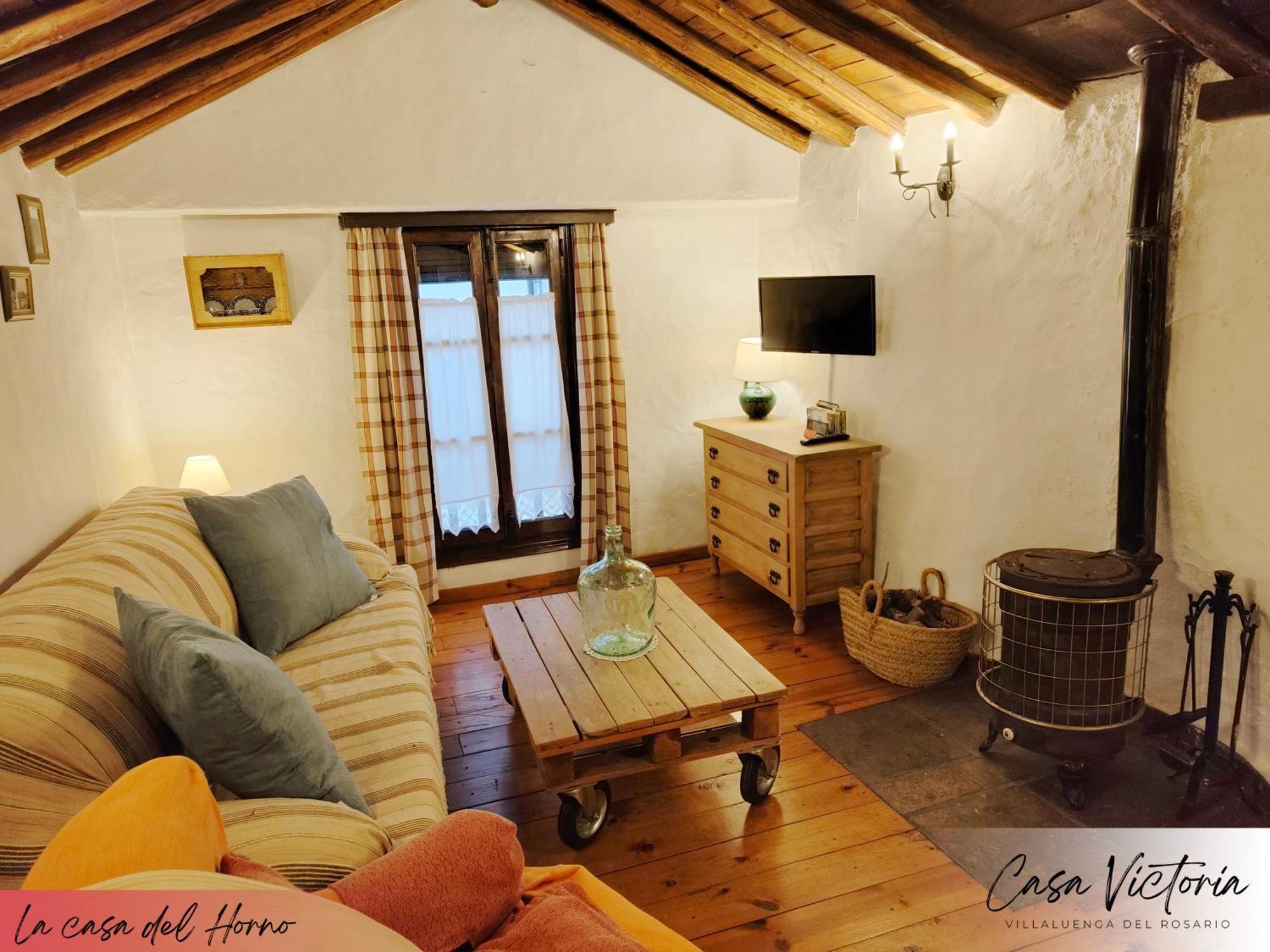 Conjunto Rural Casa Victoria Guest House Виялуенга дел Росарио Екстериор снимка
