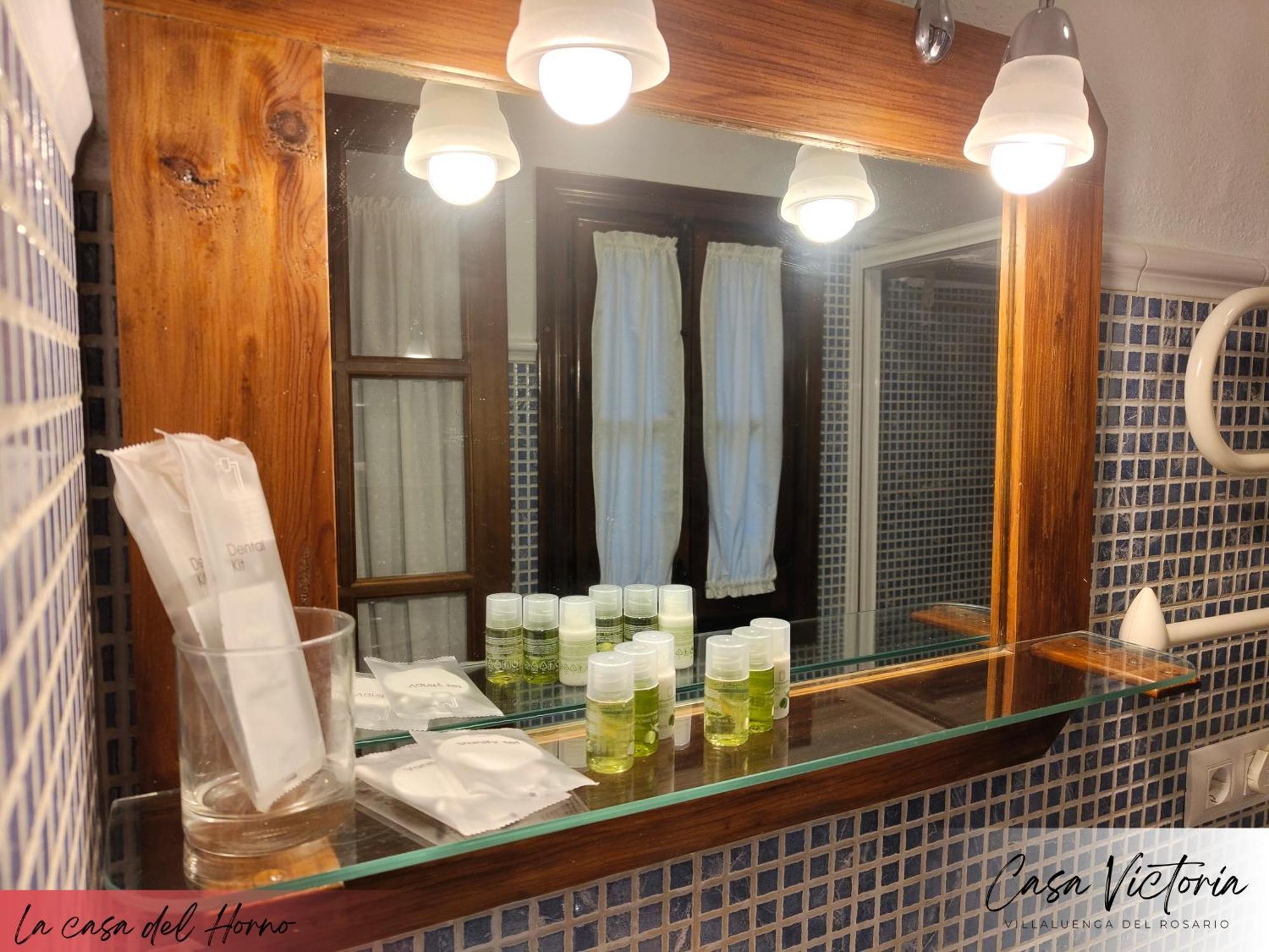 Conjunto Rural Casa Victoria Guest House Виялуенга дел Росарио Екстериор снимка