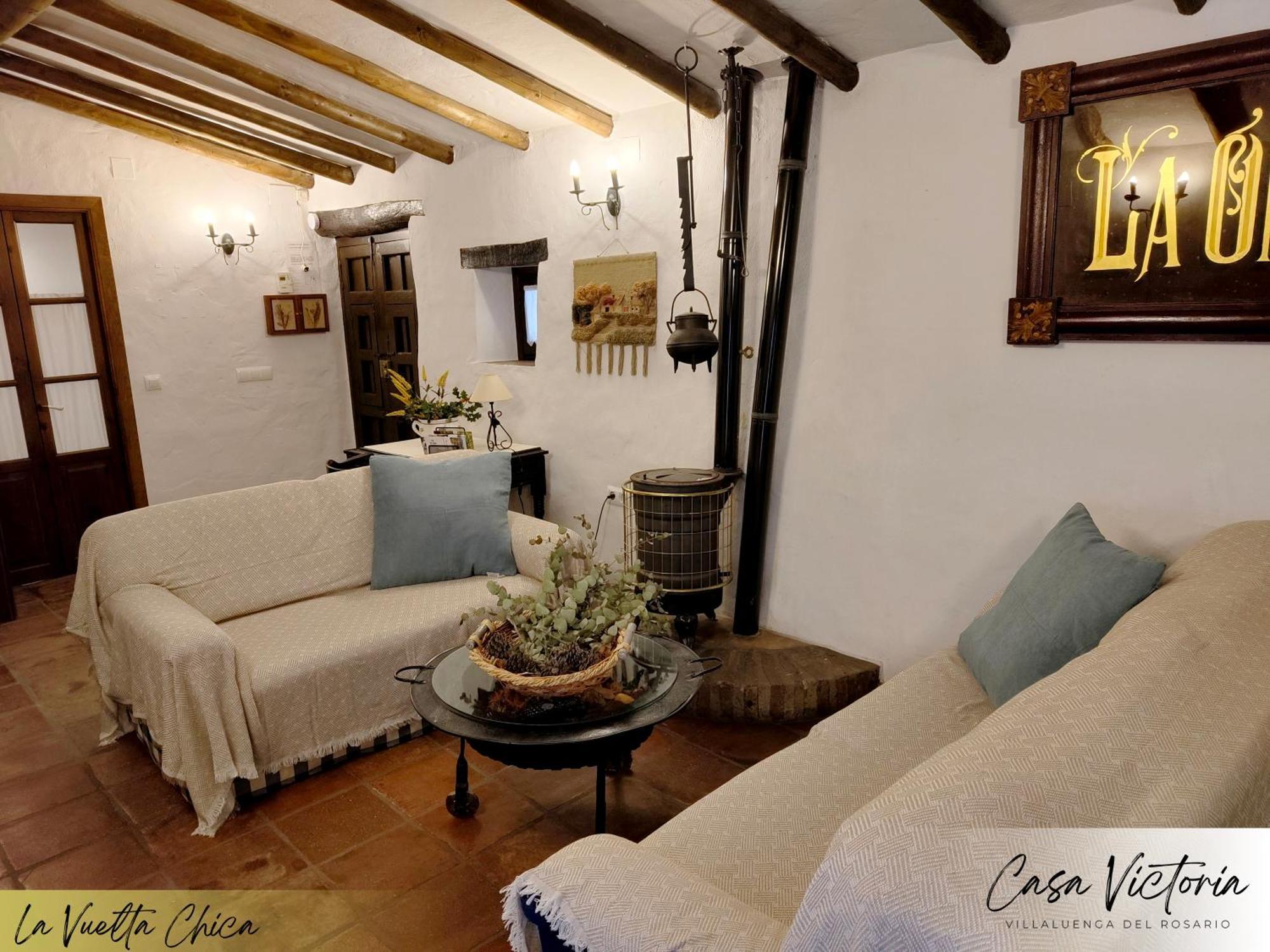 Conjunto Rural Casa Victoria Guest House Виялуенга дел Росарио Екстериор снимка