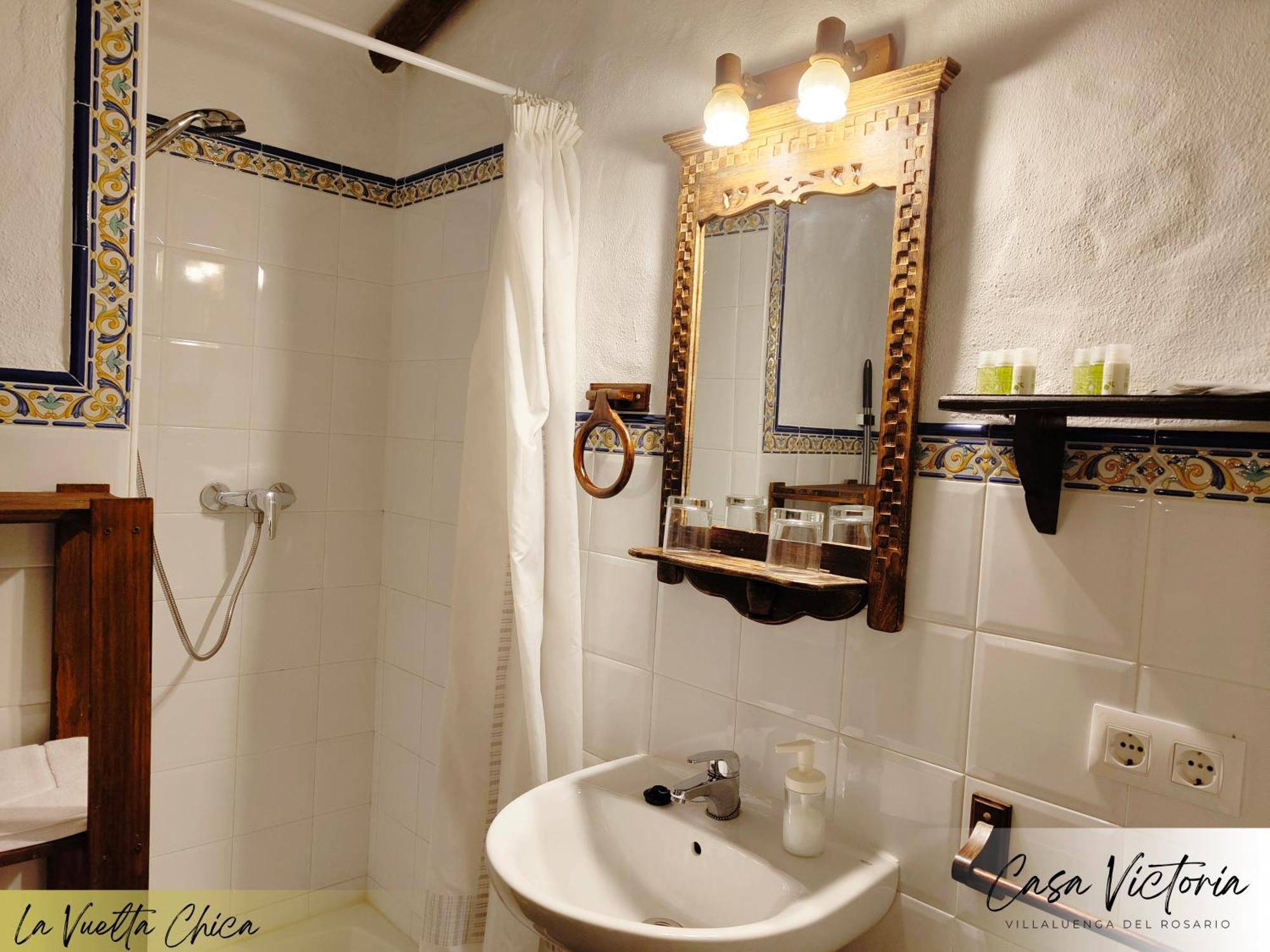 Conjunto Rural Casa Victoria Guest House Виялуенга дел Росарио Екстериор снимка