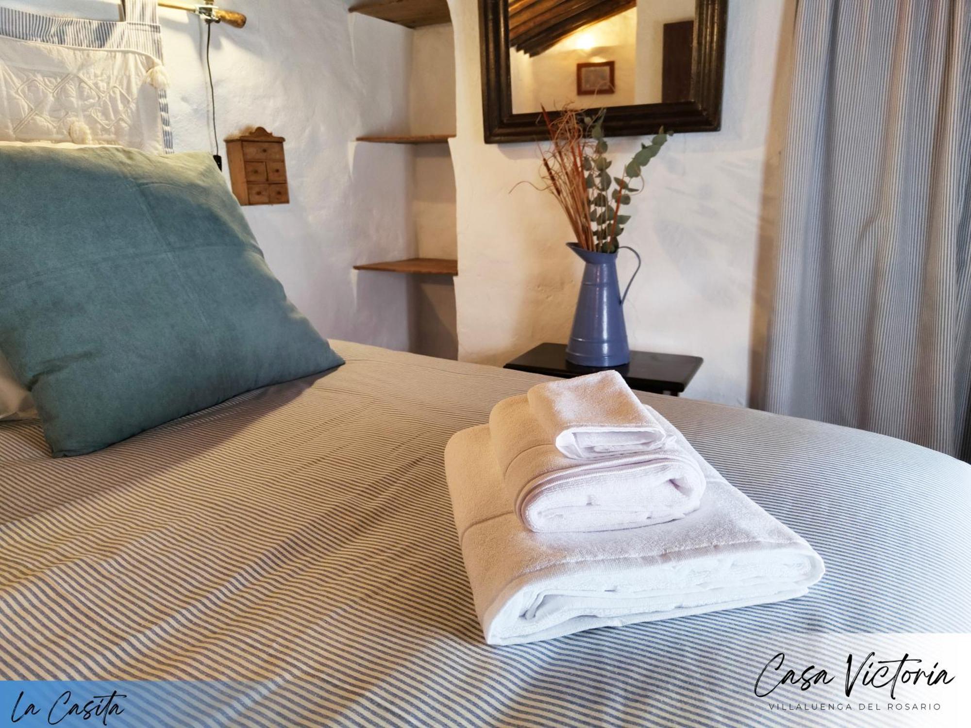 Conjunto Rural Casa Victoria Guest House Виялуенга дел Росарио Екстериор снимка