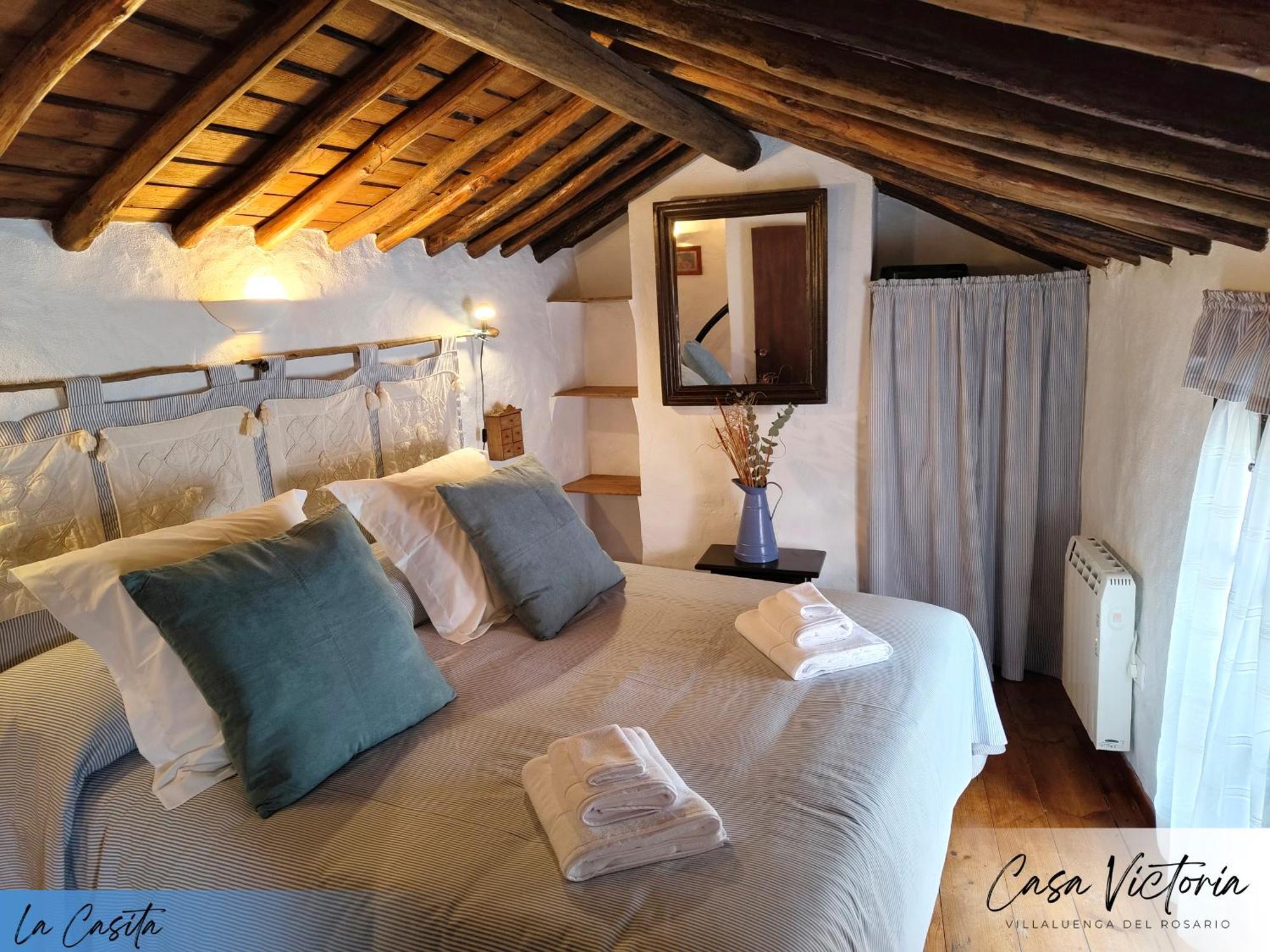 Conjunto Rural Casa Victoria Guest House Виялуенга дел Росарио Екстериор снимка