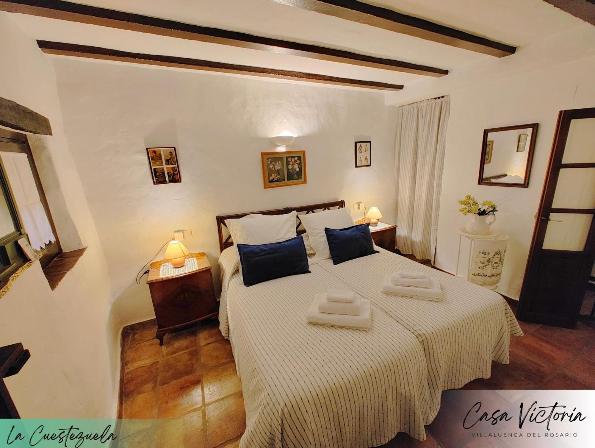 Conjunto Rural Casa Victoria Guest House Виялуенга дел Росарио Екстериор снимка